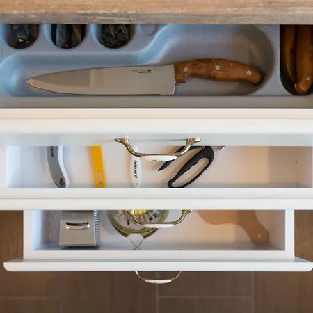 Luxury Flat With Terrace - Adela - Ideal For Long *