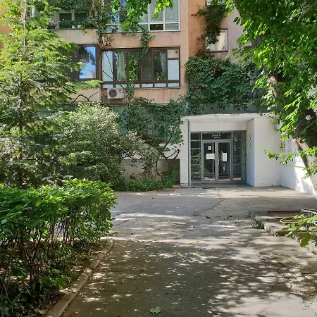 Luxury Flat With Terrace - Adela - Ideal For Long בוקרשט
