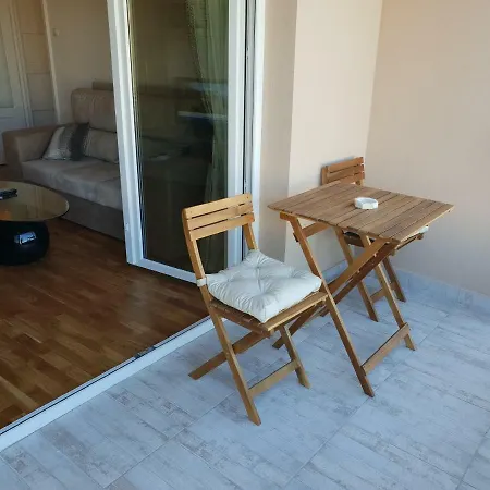 Apartment Luxury Flat With Terrace - Adela - Ideal For Long Bukarest