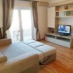 Luxury Flat With Terrace - Adela - Ideal For Long *